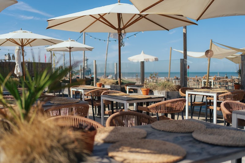 WOW Beachclub