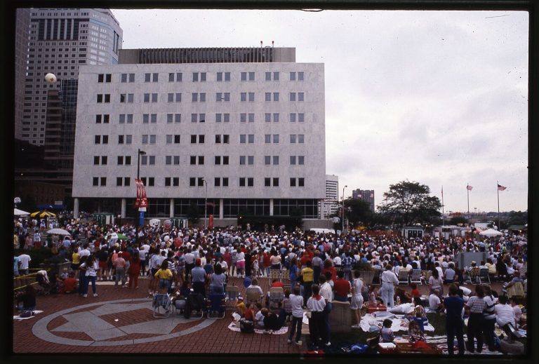 Het grootste zomerfeest van Nederland ’26 – Guus Meeuwis, Bløf en Hannah Mae — festival in Scheveningen